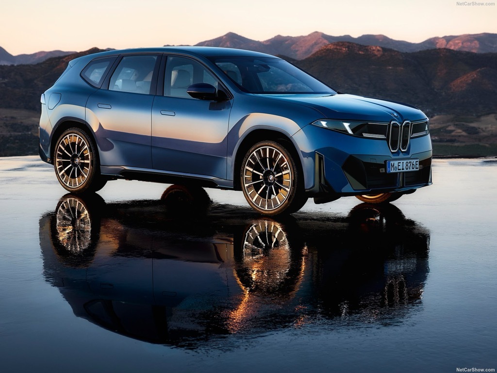 全新宝马iX3 致敬经典 灯语➕外观设计很漂亮 看实车体验啦