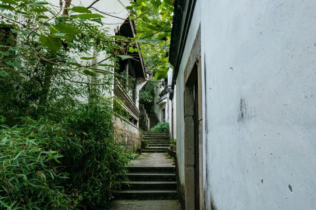 保定火车站对面的小巷子