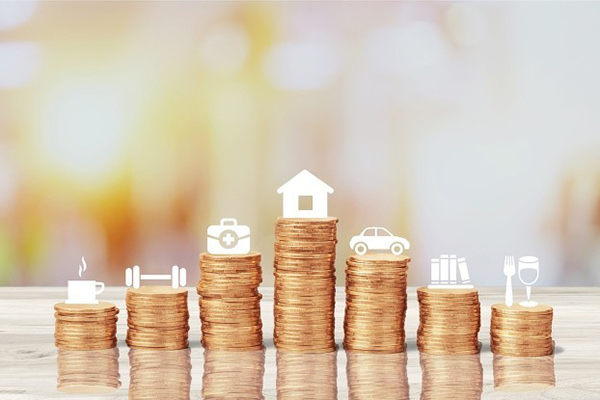 “造车新势力”入局 新能源车险“群雄逐鹿”