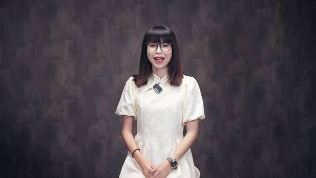 144过境免签特种兵中国行，仰望U8现身震惊外国友人