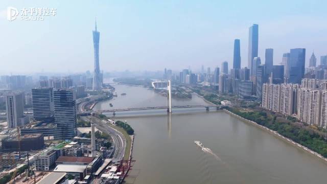 宋LEV 极限接机挑战 城市秒变“游乐场”