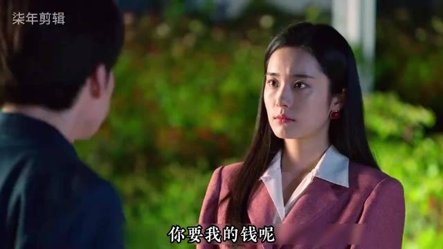 女友嫌弃男人没文化，怎料男友接下来的举动直接让她傻眼