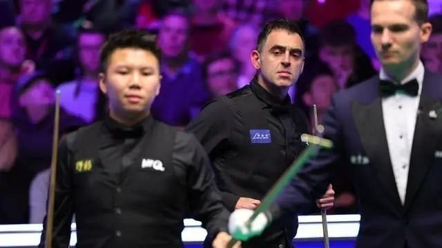 一觉醒来，1大逆转1个惨败，6-3、1-6，世界第一特冲冠，周跃龙出局