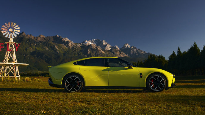 EV晨报 | 何小鹏预测2到5年内两种类型的L4级车型并存于市场