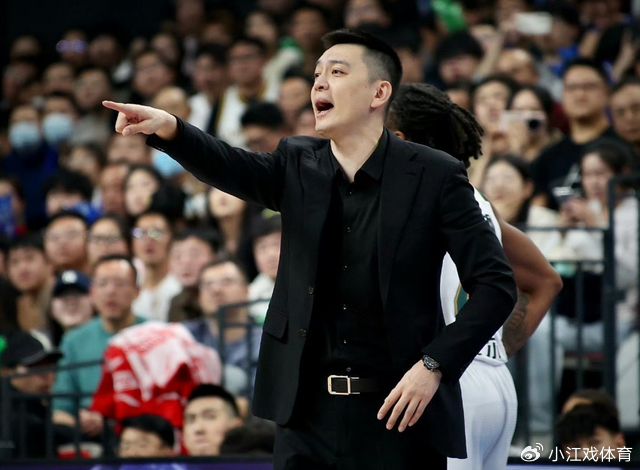 CBA新政下杨鸣遭逐或因何重罚？北京首钢外援洗牌能否扭转困局？