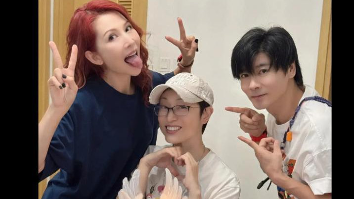 陈法蓉迎58岁生日，张晋蔡少芬祝贺，关系不一般！