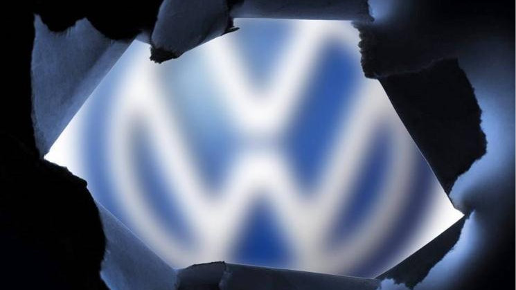 卖220万台车，却亏88亿！全球第二大车企被中美夹击