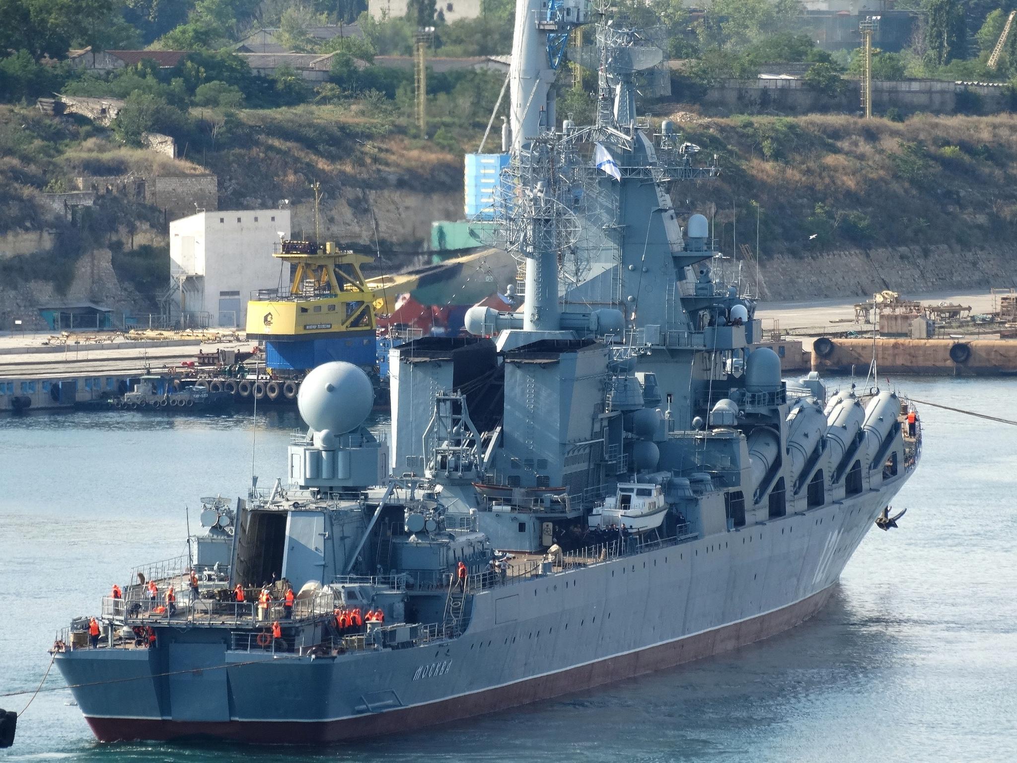 俄国黑海舰队的旗舰1164型"莫斯科"号