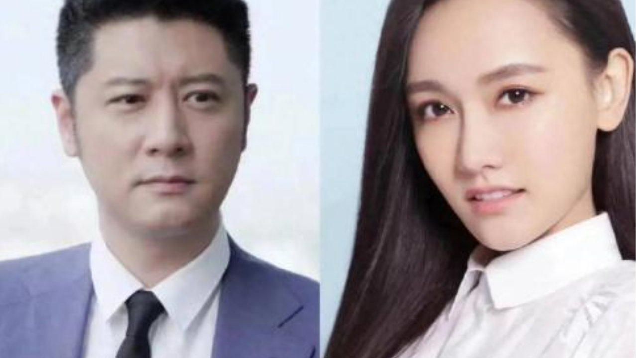 任重陪爸妈飞重庆孙骁骁家过年，47岁的他两鬓斑白