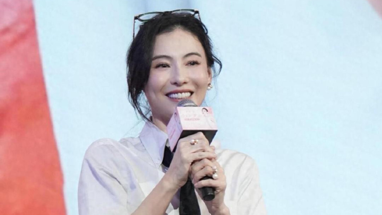 恭喜！继单亲妈妈之后，张柏芝官宣新身份，这次和谢霆锋变同行