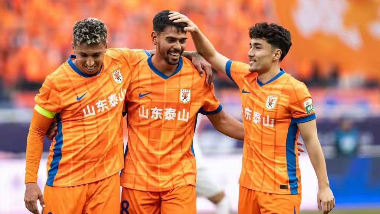 提前退出争冠，知情人透露泰山队升级后腰没戏，马德鲁加成功留队