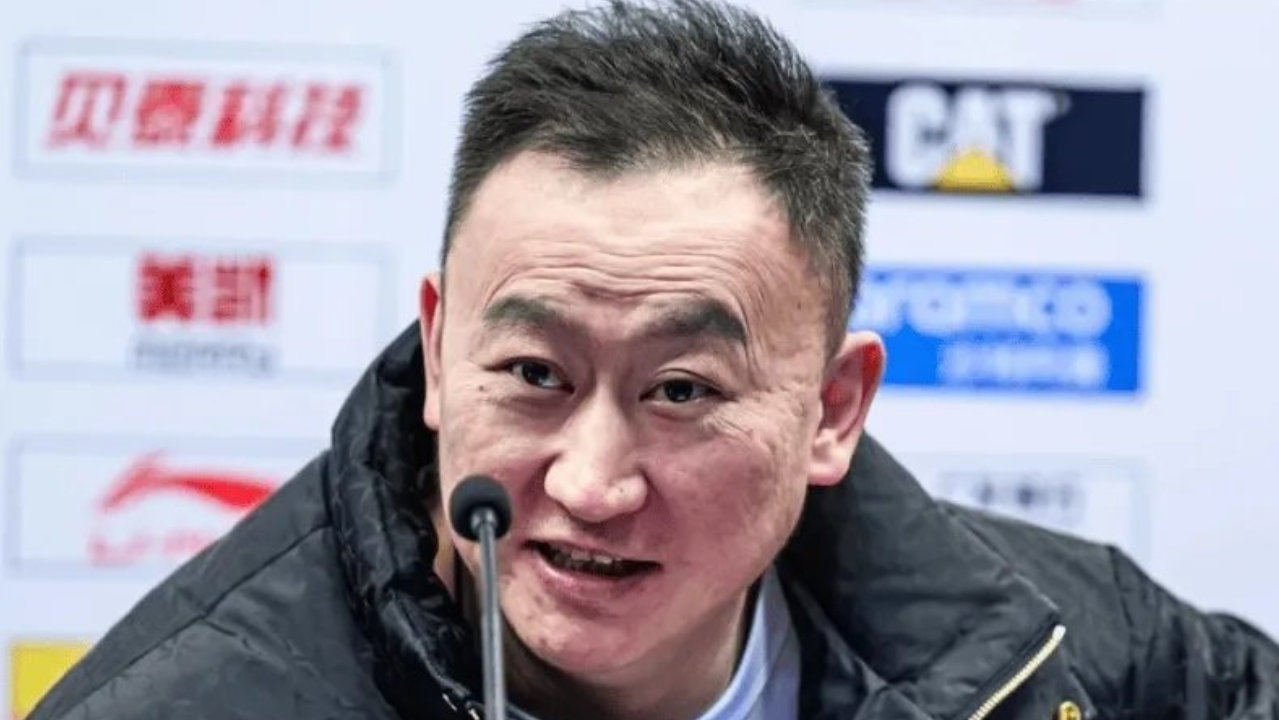 青岛为何兵败如山倒？米奇是诈伤还是真的病了？赛后刘导道出真相