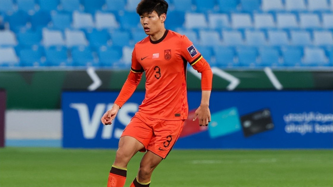 山东泰山引援连遭暴击，两大新援铁卫恐同时告吹，俱乐部引援真失败