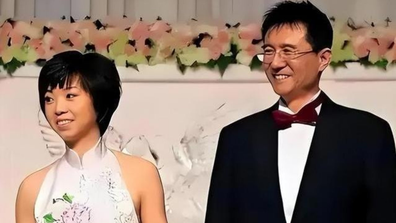 17年恩爱难敌残酷现实，65岁徐威逐渐衰老，45岁张怡宁依旧娇艳