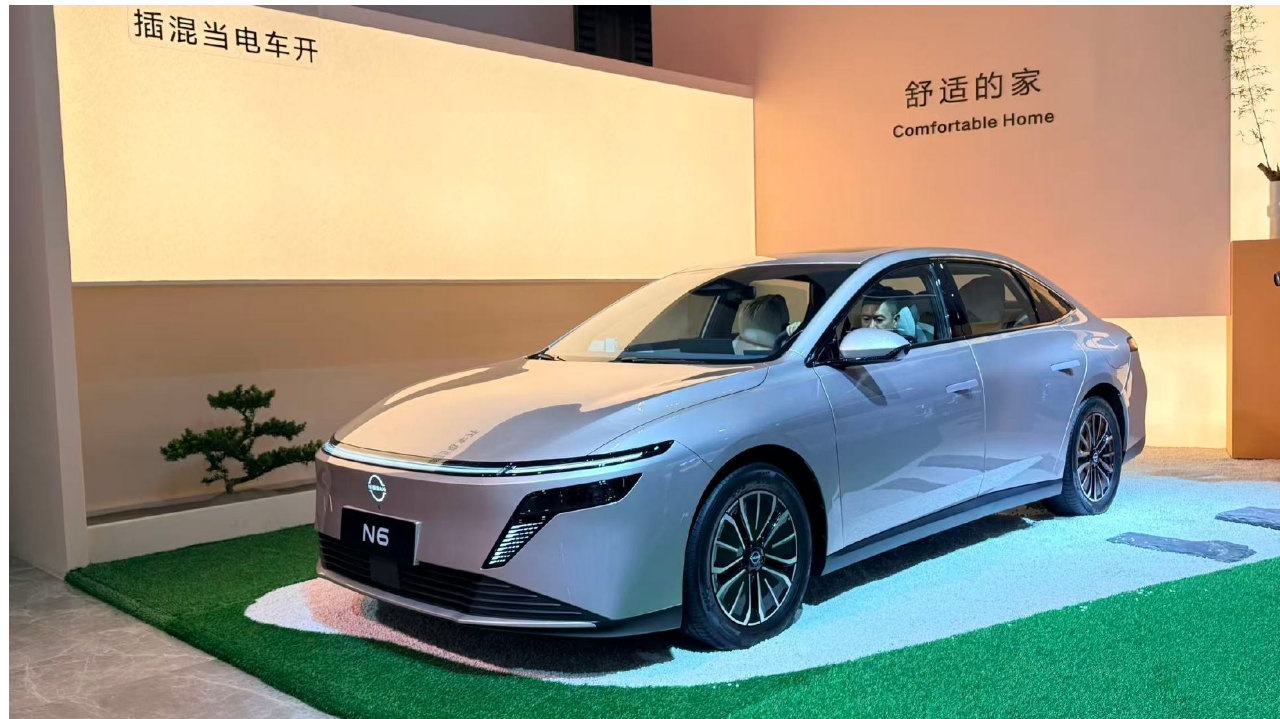 9.19万起，180km纯电续航+“移动大沙发”！东风日产N6上市