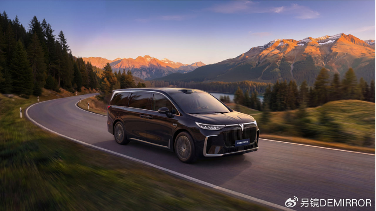 岚图梦想家再推冠军版，预售价31.99万，目标收割30万市场