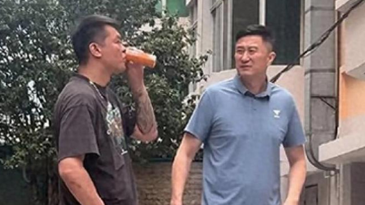 南海浪花与朱杜的故事：拉不成，采取打，封禁账号