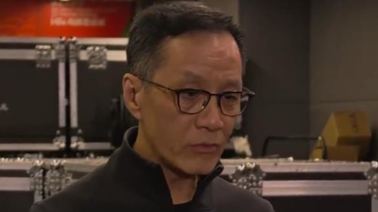 冯远征感叹：“我招不到一米五几，一米六几的女演员，都一米七几了”