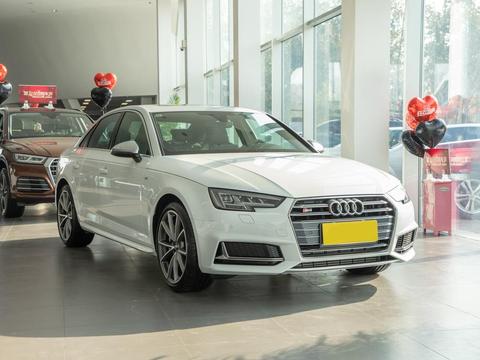 动态矩阵LED、运动扰流，奥迪S4卖45.98万，能干掉C级AMG吗？