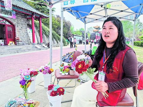 针线钩就希望人生