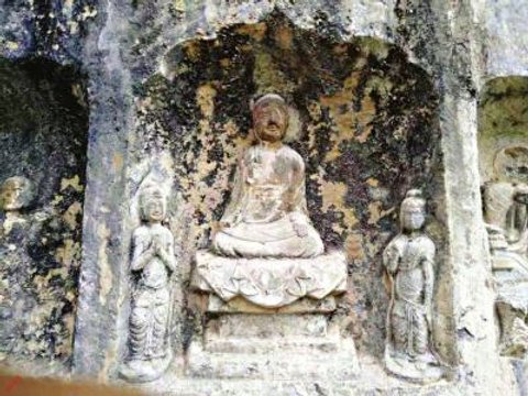 河畔悬崖上 发现宋代“九宫格”