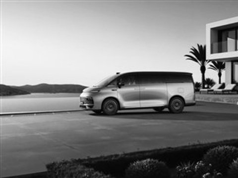 吉利银河V900上市