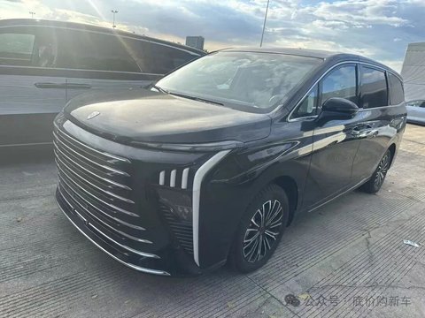 厂家活动车,东风风行星海V9顶配版,原价27.99万,现在裸车15万多!