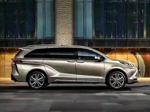 丰田高顶赛那上市，2.5L混动+升顶变床，46.8万起,让埃尔法慌了!|丰田高顶赛|内饰|后备箱|埃尔法|座椅|省油