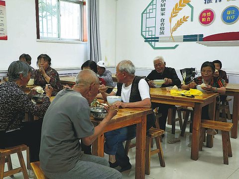 一餐热饭里的“山海情”