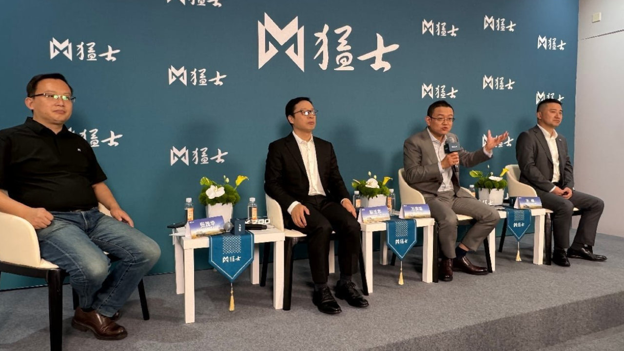 猛士X700，把越野做成了一件谁都能干的事