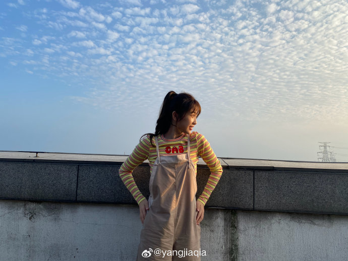 粉丝回顾十年追虞书欣：双向奔赴共同成长
