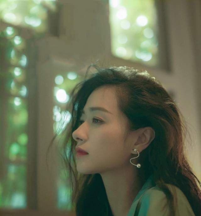 自带忧郁气质的女星我只服这4位不仅长得美眼神还有故事感