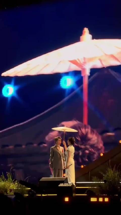 叶童领衔新白娘子传奇30年演唱会苏州开唱