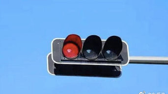 气温越来越低，汽车保养和使用该注意哪些问题？