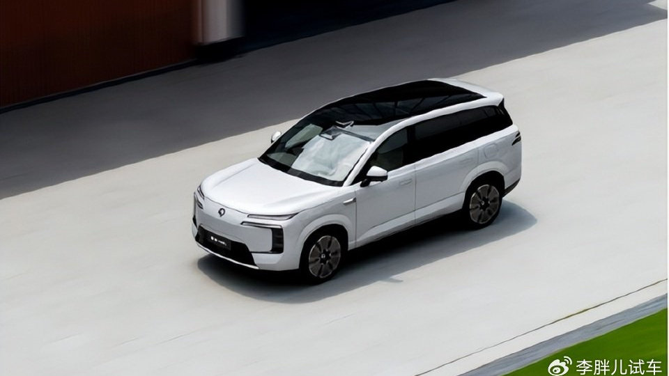 友商反向认证？比亚迪新车被喷“四宗罪”，是哪家干的一目了然