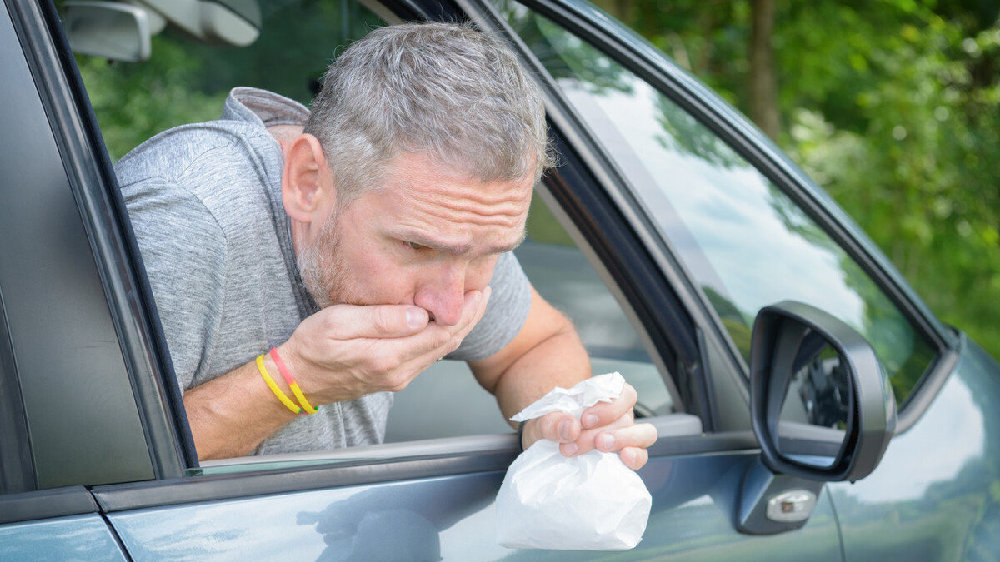 特斯拉单踏板取消能量回收力度 比亚迪特斯拉技术差距对比