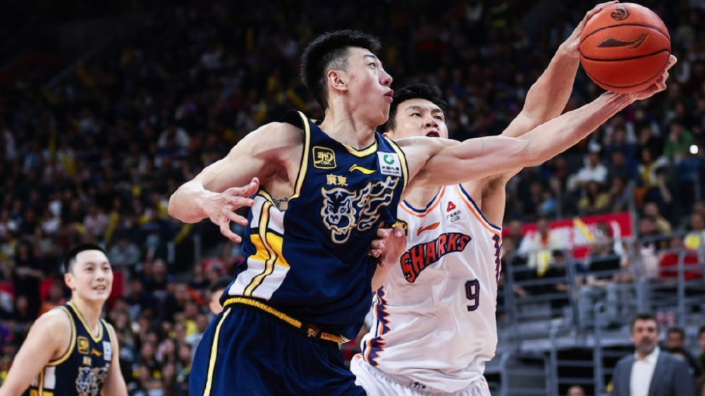 秘密武器！广东克上海淘出最强奇兵，3前板+在场赢29分+填满数据栏