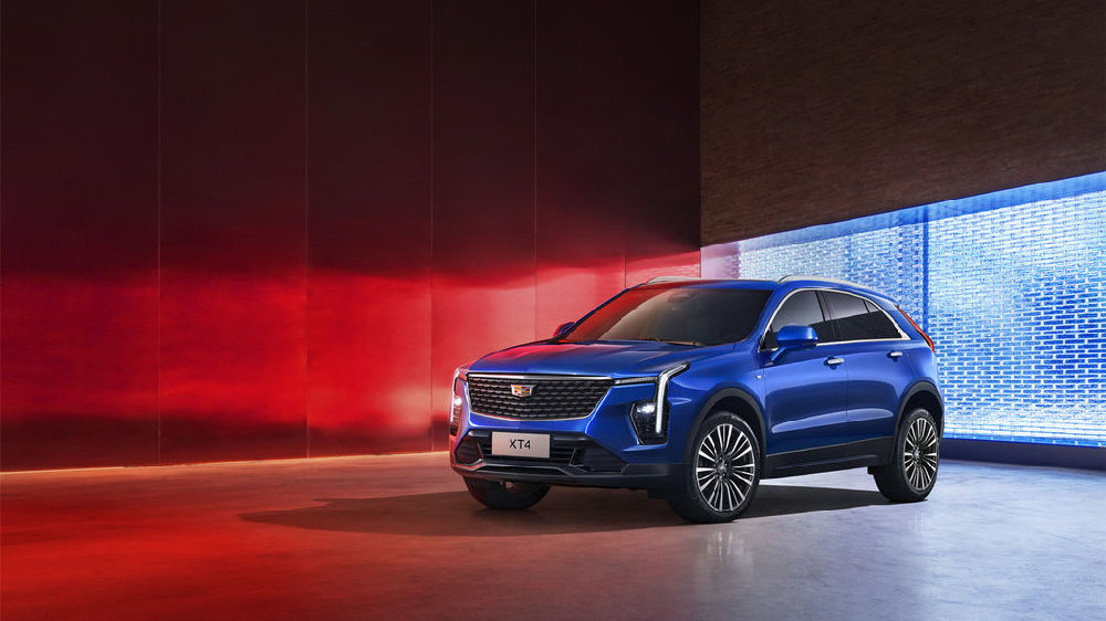 全款一口价15.99万起 中型豪华都会SUV凯迪拉克XT4焕新上市