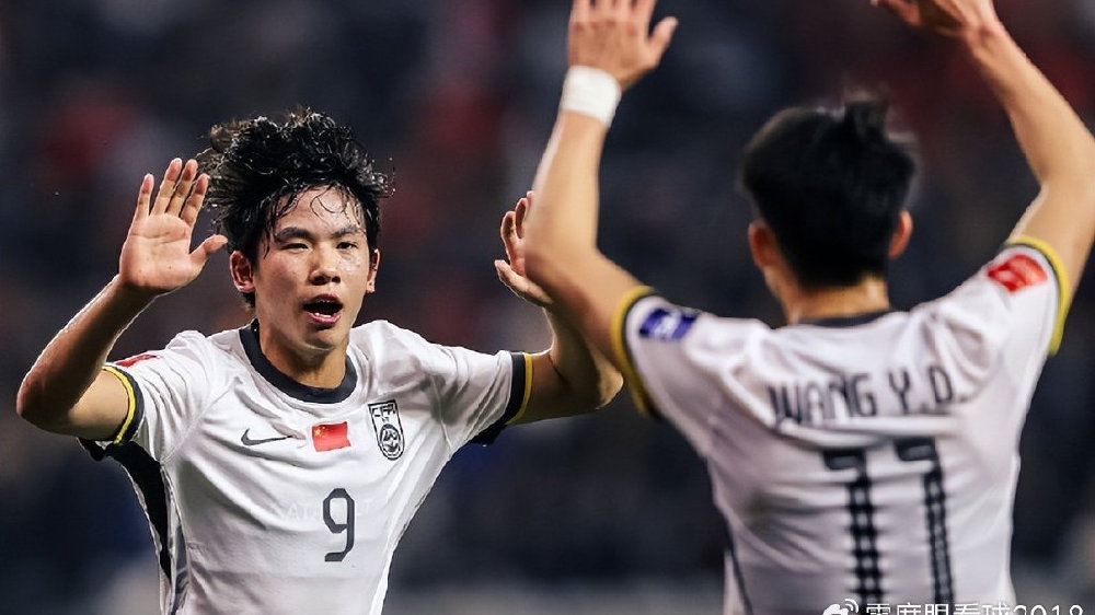 媒体曝国足战巴林首发阵容 谢文能+杨明洋坐镇 张玉宁王钰栋替补