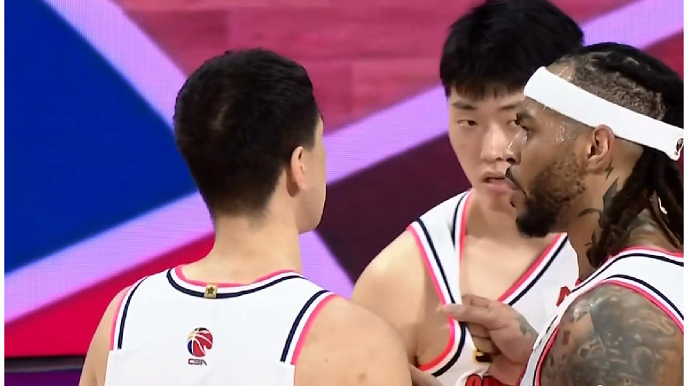 加强版迪亚洛！广东最适合的锋线外援曝光，朱芳雨为他“摆烂”？