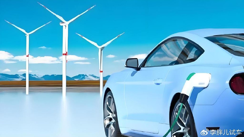 多挡插混的噩梦将至！明年会有一些“怪胎增程”，没人在乎油耗了