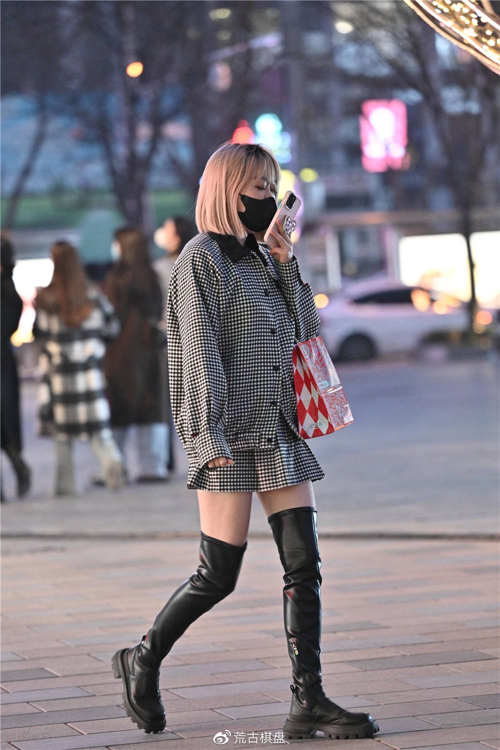 如何JK制服搭配丝袜,简直yyds