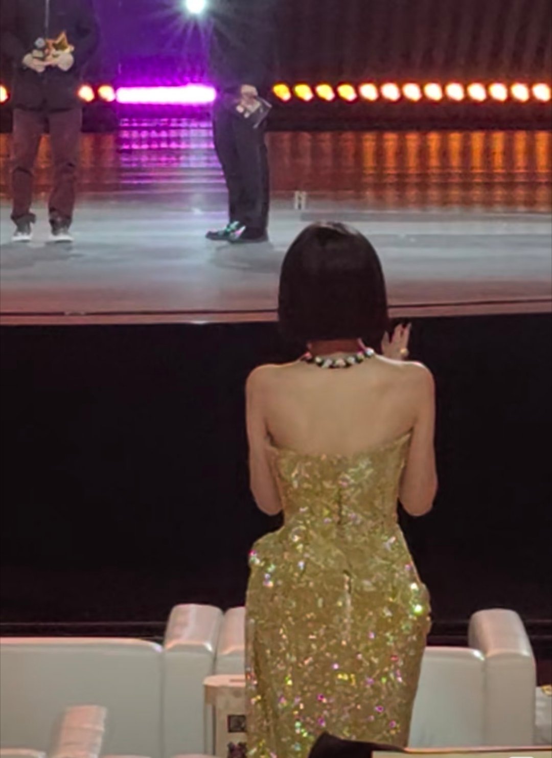 彭小苒郭宇欣留到盛典最后，真的是刻在骨子里的修养，两个非常真诚的女宝