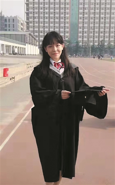 斯坦福大学、哥伦比亚大学硕士研究生在杭州当中学老师 为什么做出这样的选择?是不是资源浪费?休闲区蓝鸢梦想 - Www.slyday.coM 斯坦福大学、哥伦比亚大学硕士研究生在杭州当中学老师 为什么做出这样的选择?是不是资源浪费?休闲区蓝鸢梦想 - Www.slyday.coM