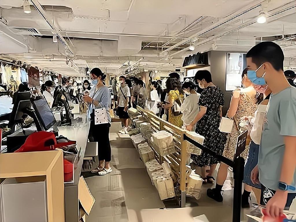 为什么越来越多人开始“重新使用”现金支付?他们发现了什么?休闲区蓝鸢梦想 - Www.slyday.coM 为什么越来越多人开始“重新使用”现金支付?他们发现了什么?休闲区蓝鸢梦想 - Www.slyday.coM