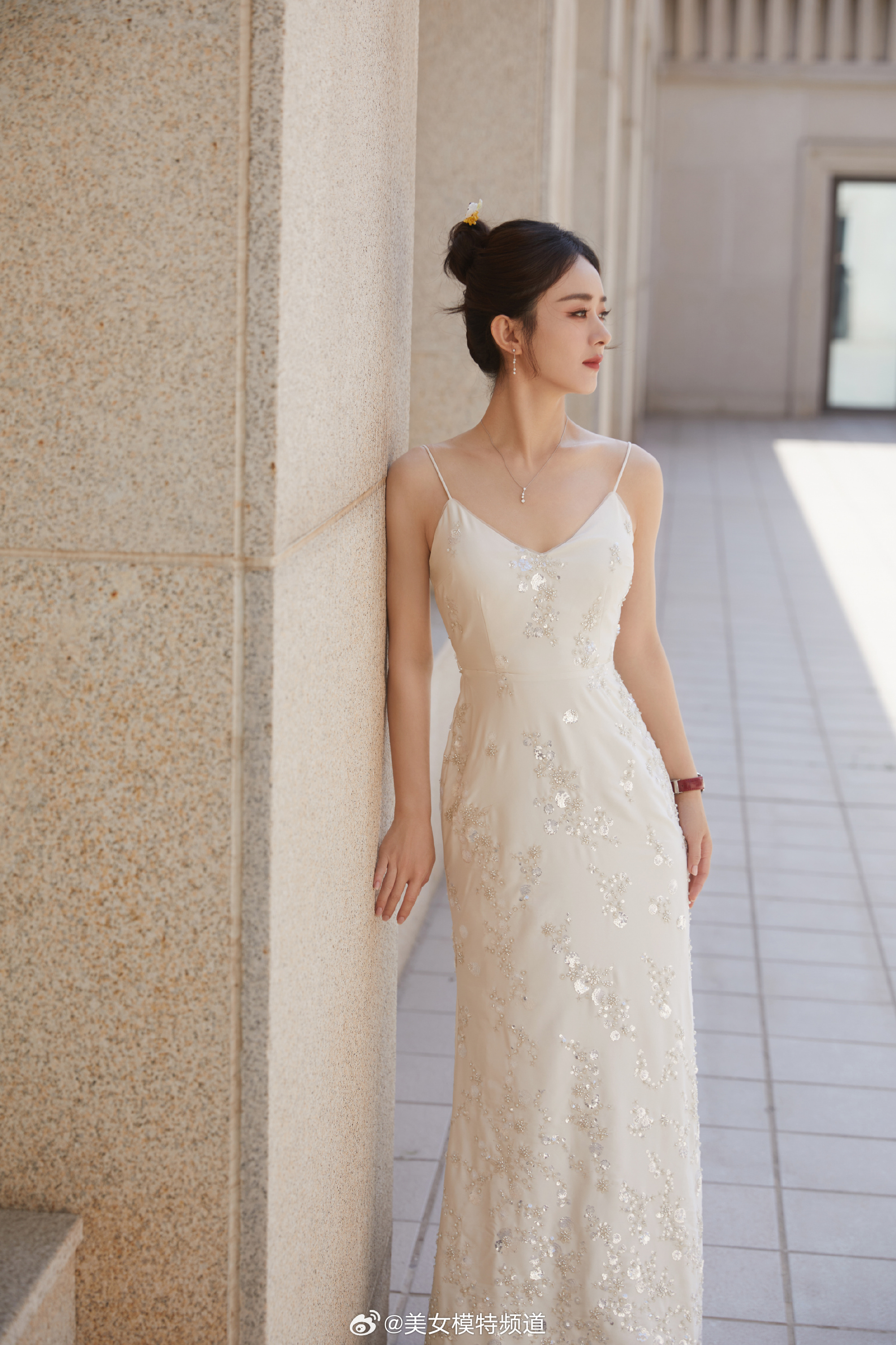 赵丽颖浪漫上线