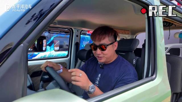 305km续航+倒车影像 五菱之光EV进取版简直太香了！