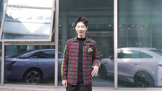 视频：舒适操控全都要?秦L EV对比小鹏M03