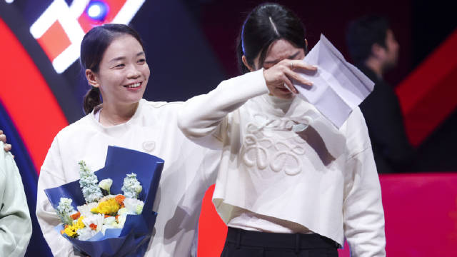 国羽功勋陈清晨等四人退役，贾一凡深情告白老搭档