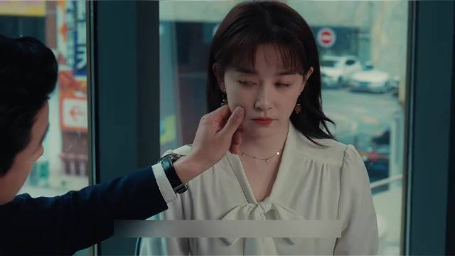 赵玫亲眼看到丈夫摸女员工大腿，心机领导一步步pua下属沉沦